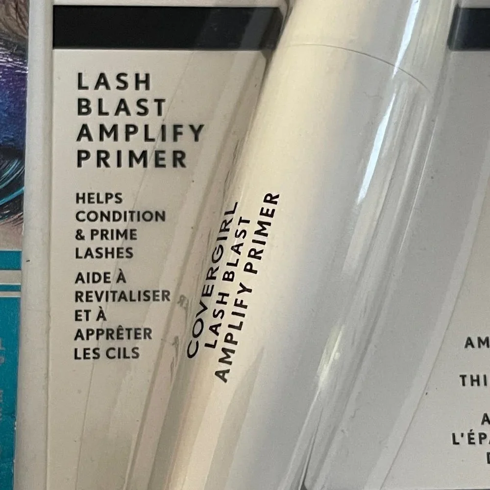 Covergirl New Peacock Black Flare & Lash Blast Amplify Primer Mascara Bundle